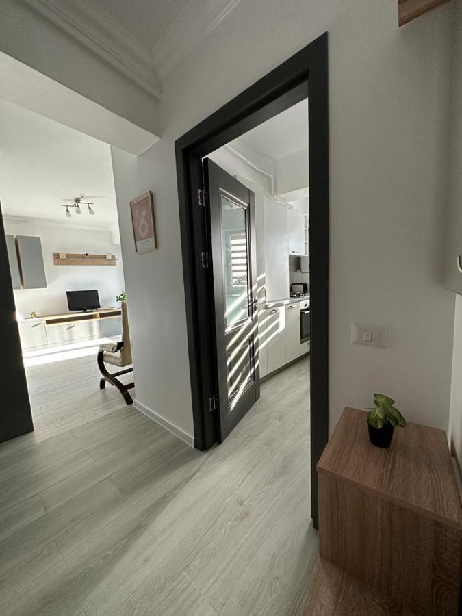 Luxury Studios Blvd. G. Enescu Suceava Exterior photo