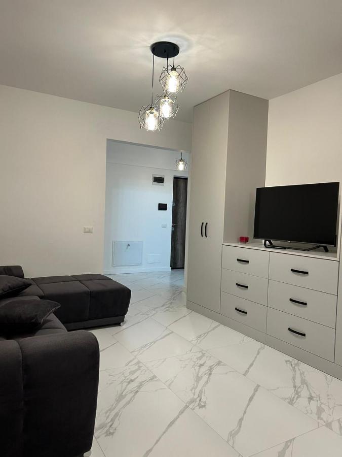 Luxury Studios Blvd. G. Enescu Suceava Exterior photo